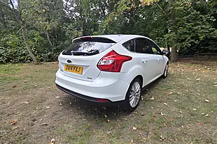 Used 2014 Ford Focus Zetec White - Interior and Exterior details 6