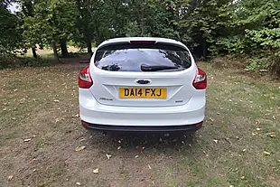 Used 2014 Ford Focus Zetec White - Interior and Exterior details 7