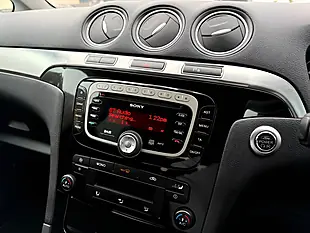 Used 2014 Ford Galaxy Titanium Silver - Interior and Exterior details 20