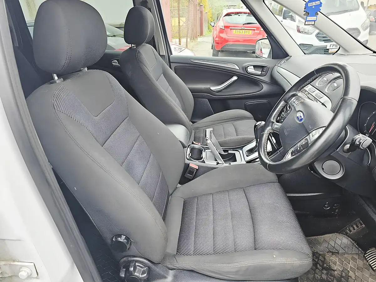 Used 2014 Ford Galaxy Titanium White - Interior and Exterior details 10
