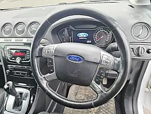 Used 2014 Ford Galaxy Titanium White - Interior and Exterior details 14