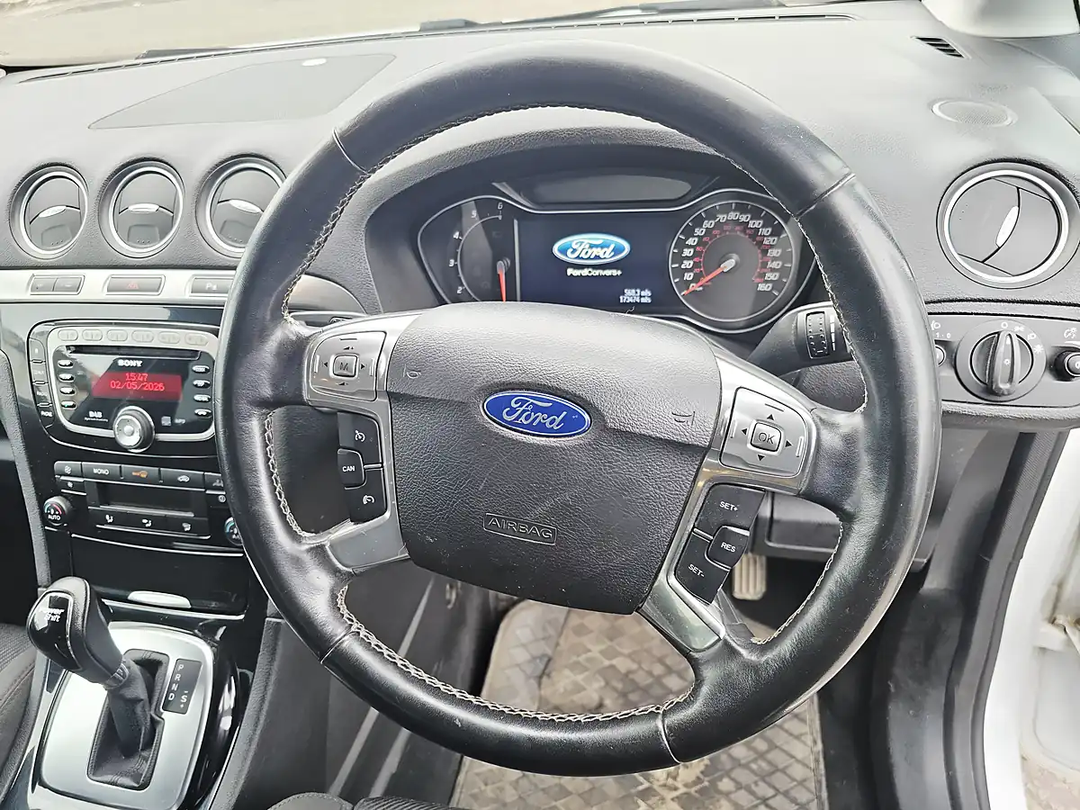 Used 2014 Ford Galaxy Titanium White - Interior and Exterior details 14