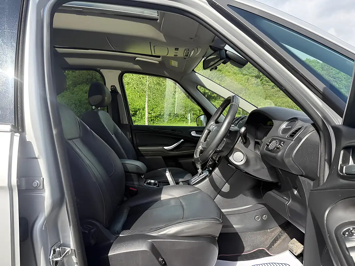 Used 2014 Ford Galaxy Titanium X Silver - Interior and Exterior details 12