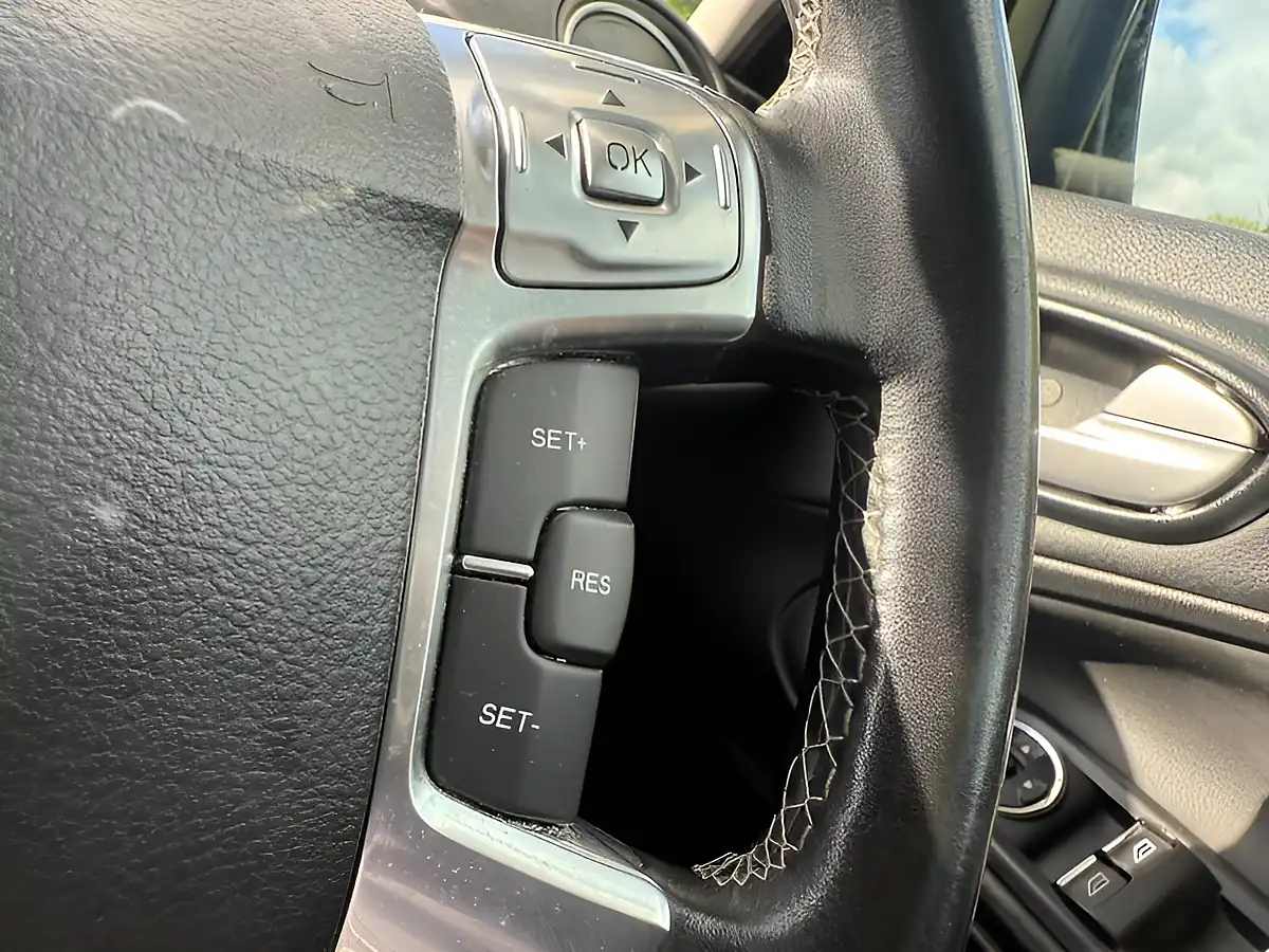 Used 2014 Ford Galaxy Titanium X Silver - Interior and Exterior details 16