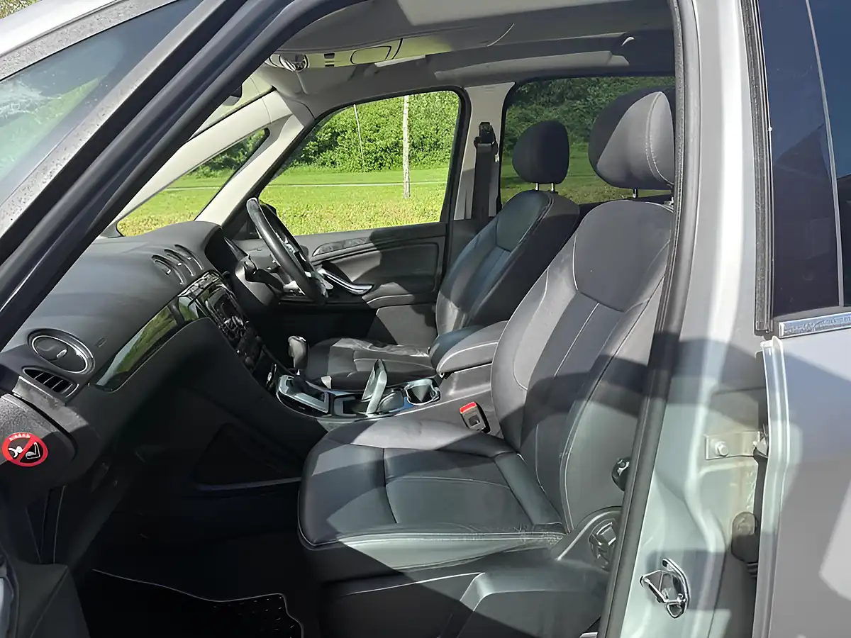 Used 2014 Ford Galaxy Titanium X Silver - Interior and Exterior details 6