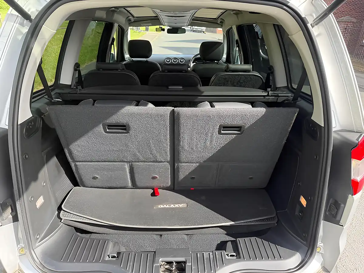 Used 2014 Ford Galaxy Titanium X Silver - Interior and Exterior details 9
