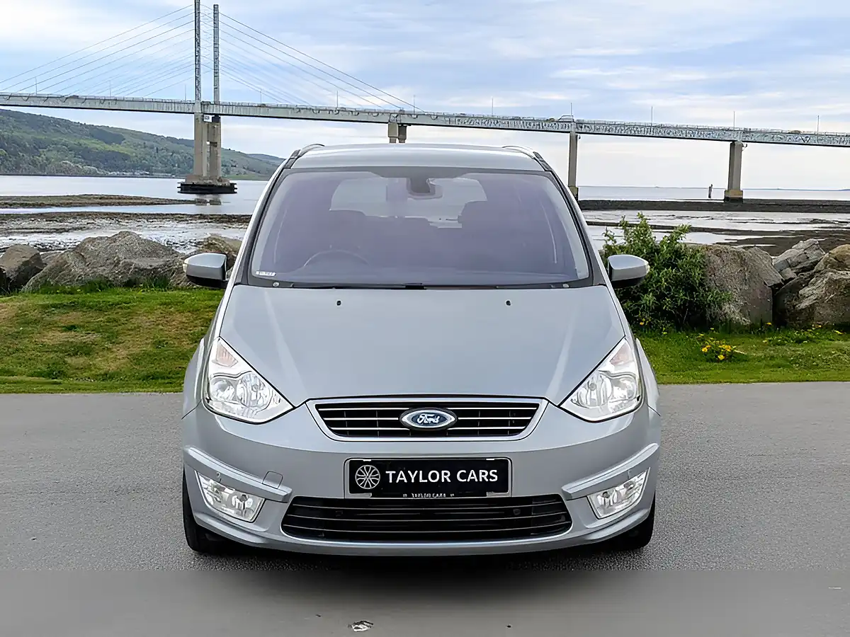 Used 2014 Ford Galaxy Zetec Silver - Interior and Exterior details 2