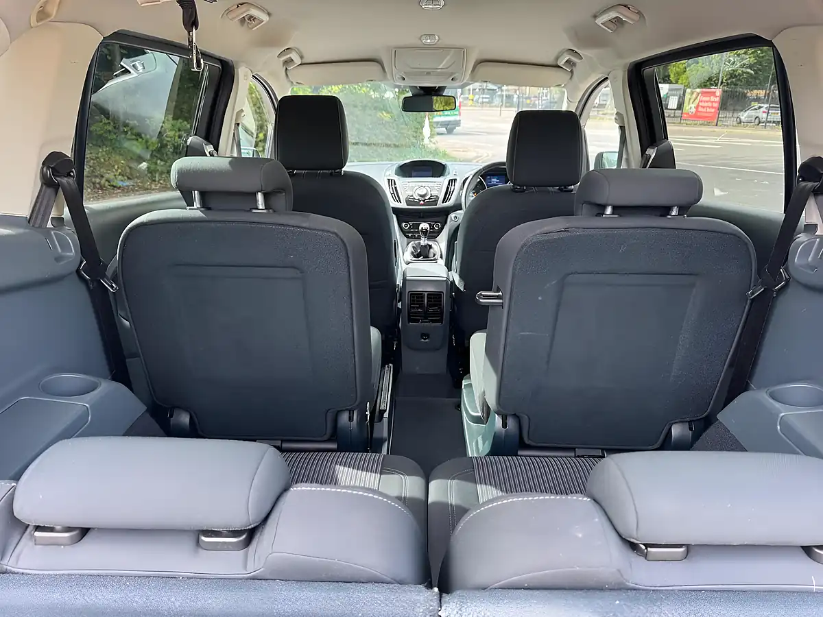 Used 2014 Ford Grand C-Max Titanium Black - Interior and Exterior details 17