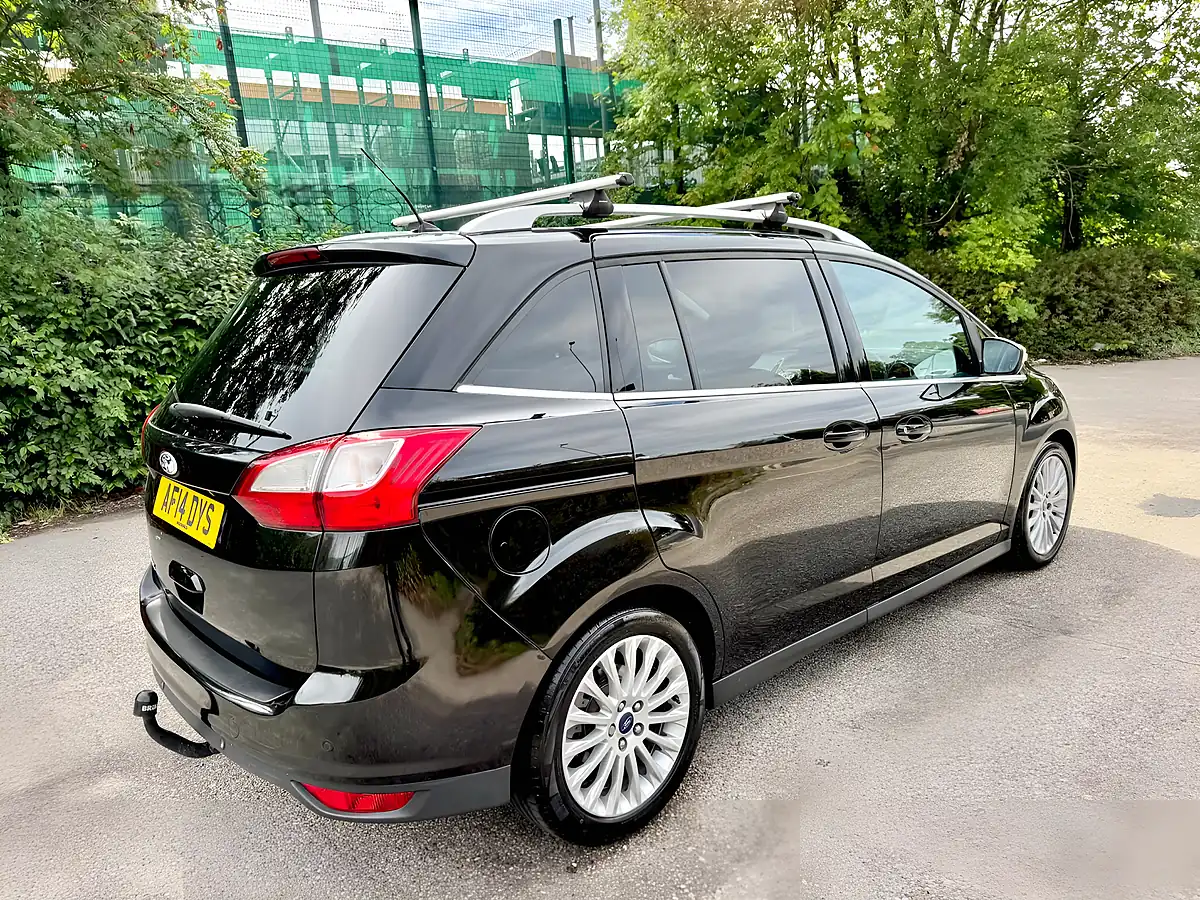 Used 2014 Ford Grand C-Max Titanium Black - Interior and Exterior details 4
