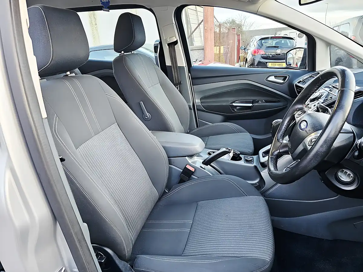 Used 2014 Ford Grand C-Max Titanium Silver - Interior and Exterior details 10