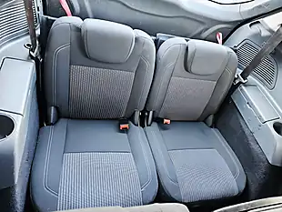 Used 2014 Ford Grand C-Max Titanium Silver - Interior and Exterior details 8