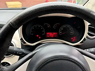 Used 2014 Ford Ka 3 Door Red - Interior and Exterior details 5