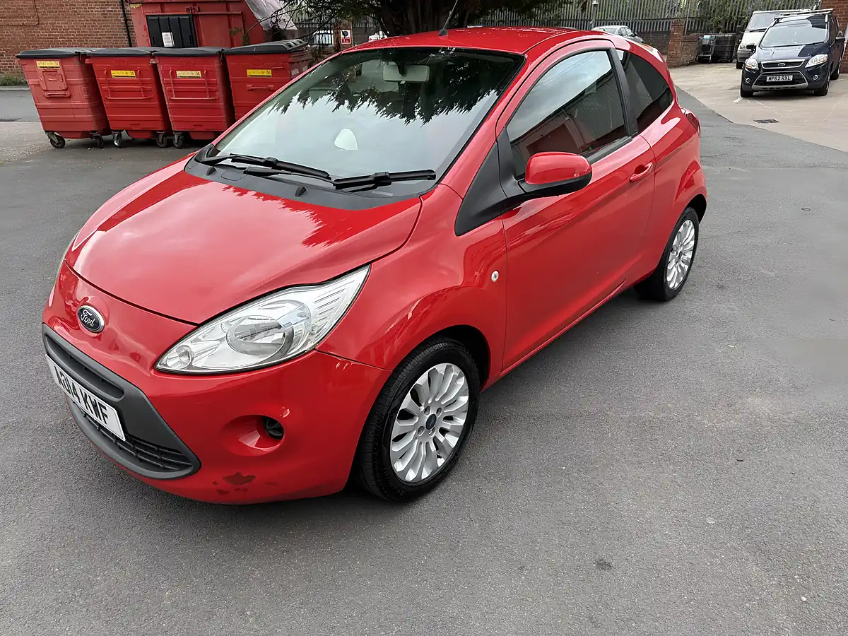 Used 2014 Ford Ka 3 Door Red - Interior and Exterior details 9
