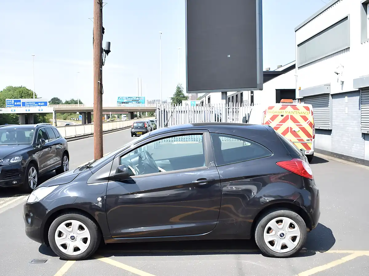 Used 2014 Ford Ka Edge Black - Interior and Exterior details 4