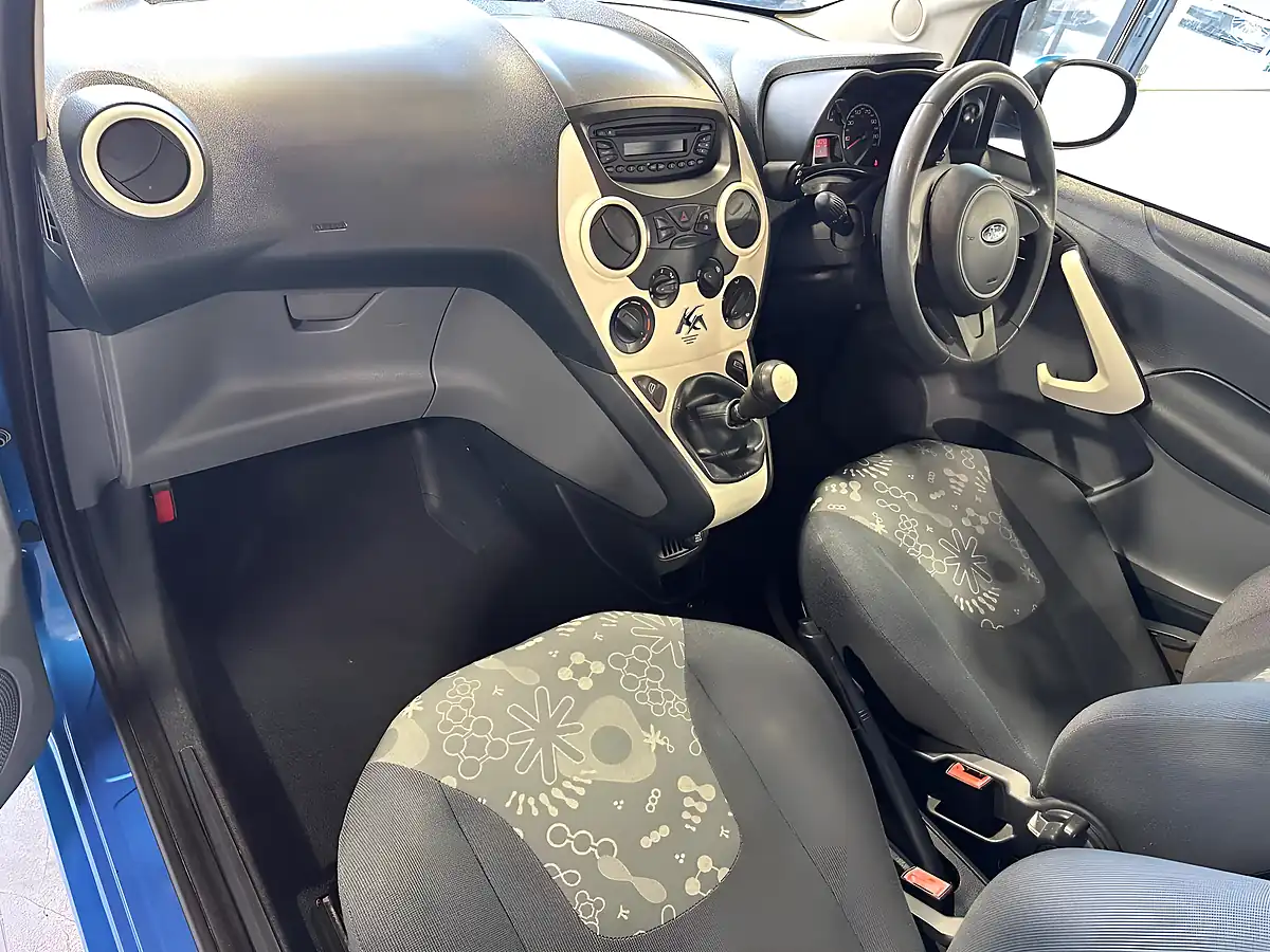 Used 2014 Ford Ka Edge Blue - Interior and Exterior details 11