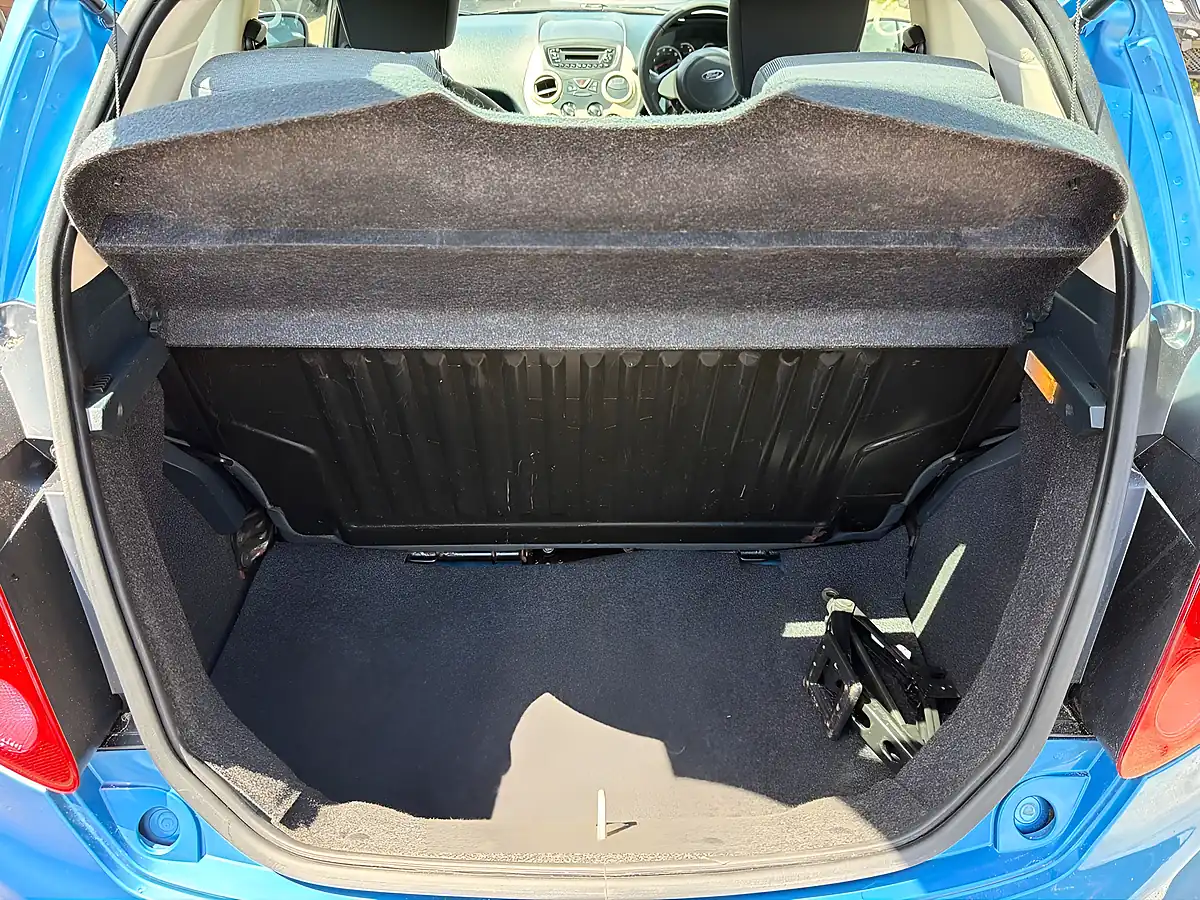 Used 2014 Ford Ka Edge Blue - Interior and Exterior details 20