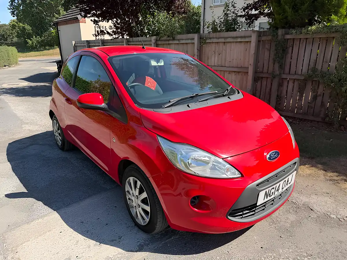 Used 2014 Ford Ka Edge Red - Front View