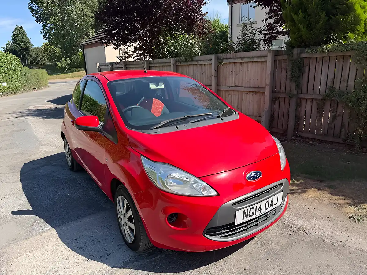 Used 2014 Ford Ka Edge Red - Interior and Exterior details 10