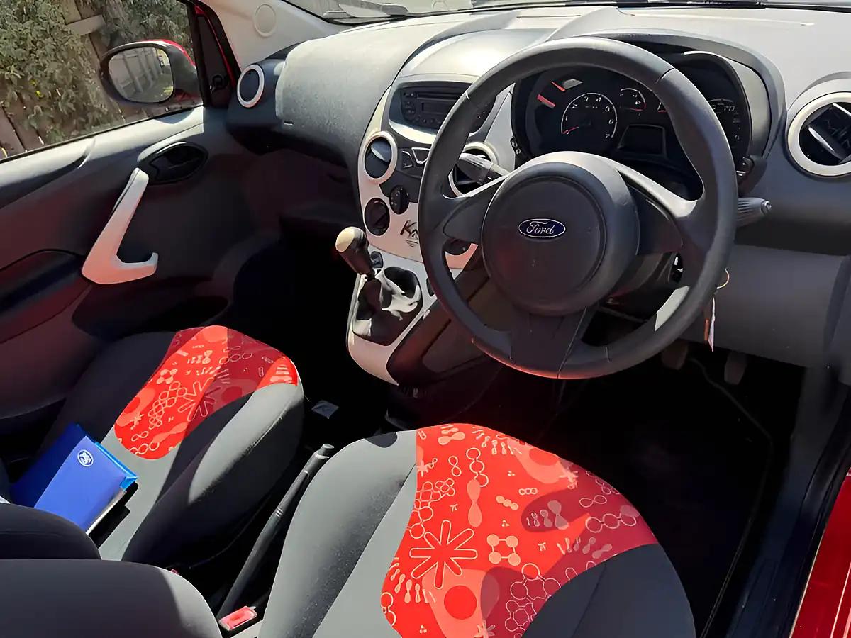 Used 2014 Ford Ka Edge Red - Interior and Exterior details 11
