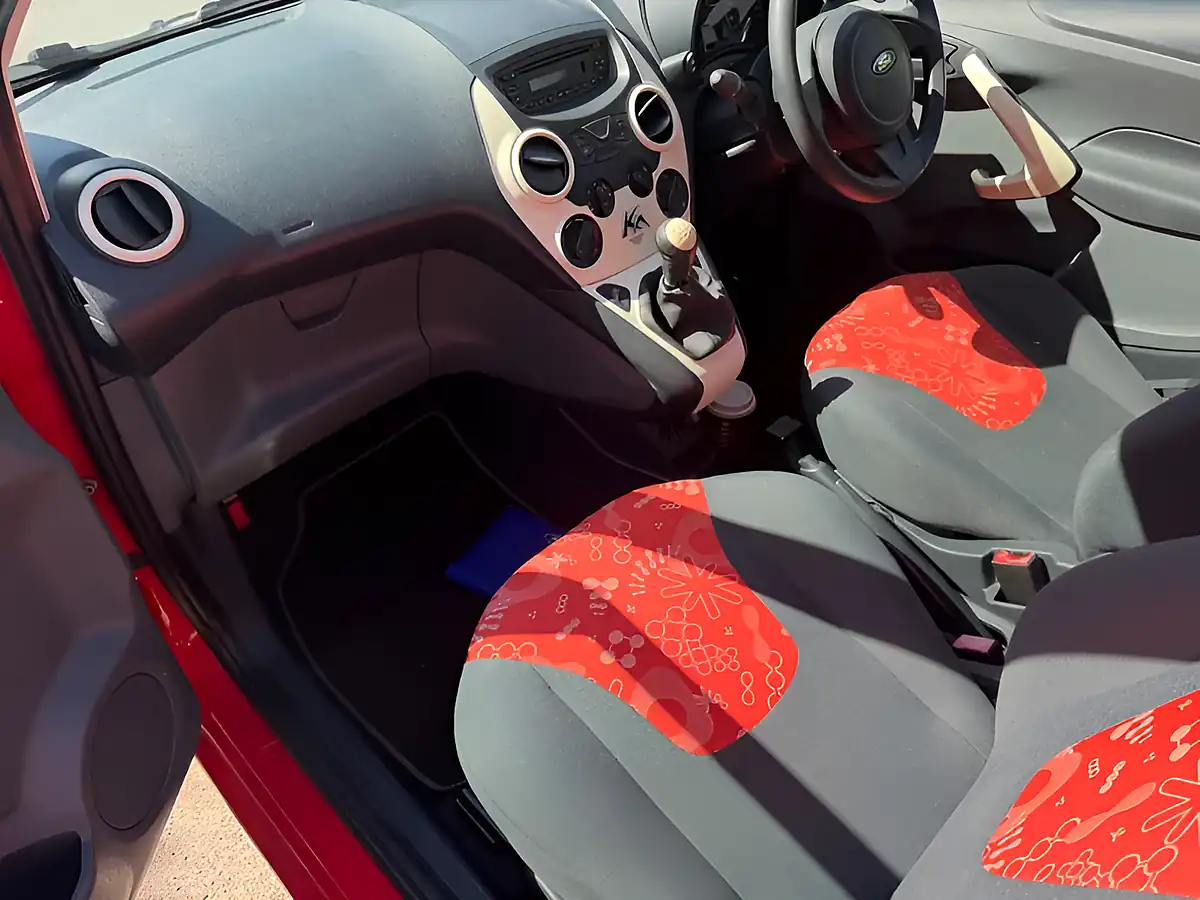 Used 2014 Ford Ka Edge Red - Interior and Exterior details 14