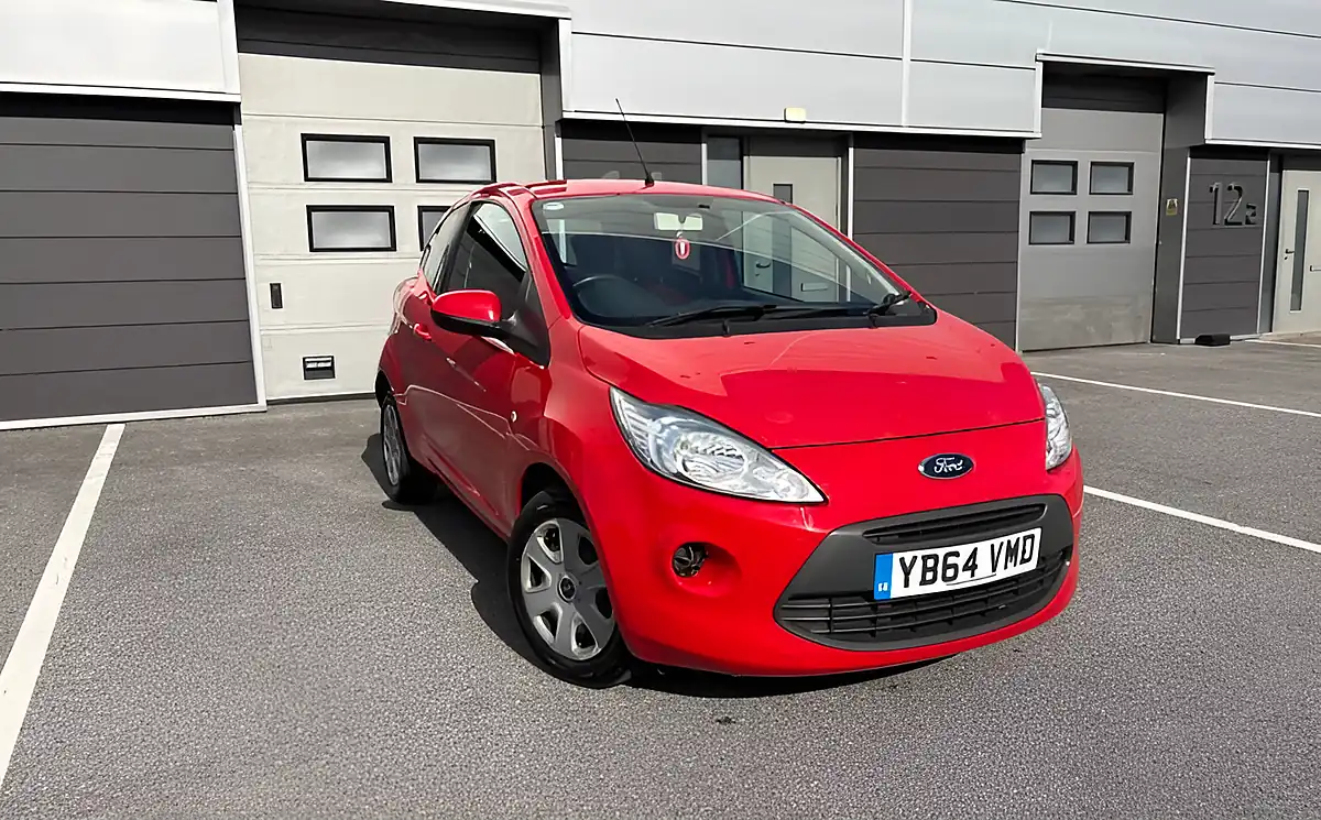 Used 2014 Ford Ka Edge Red - Interior and Exterior details 3