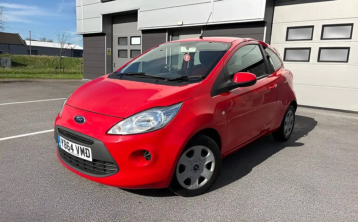 Used 2014 Ford Ka Edge Red - Interior and Exterior details 6
