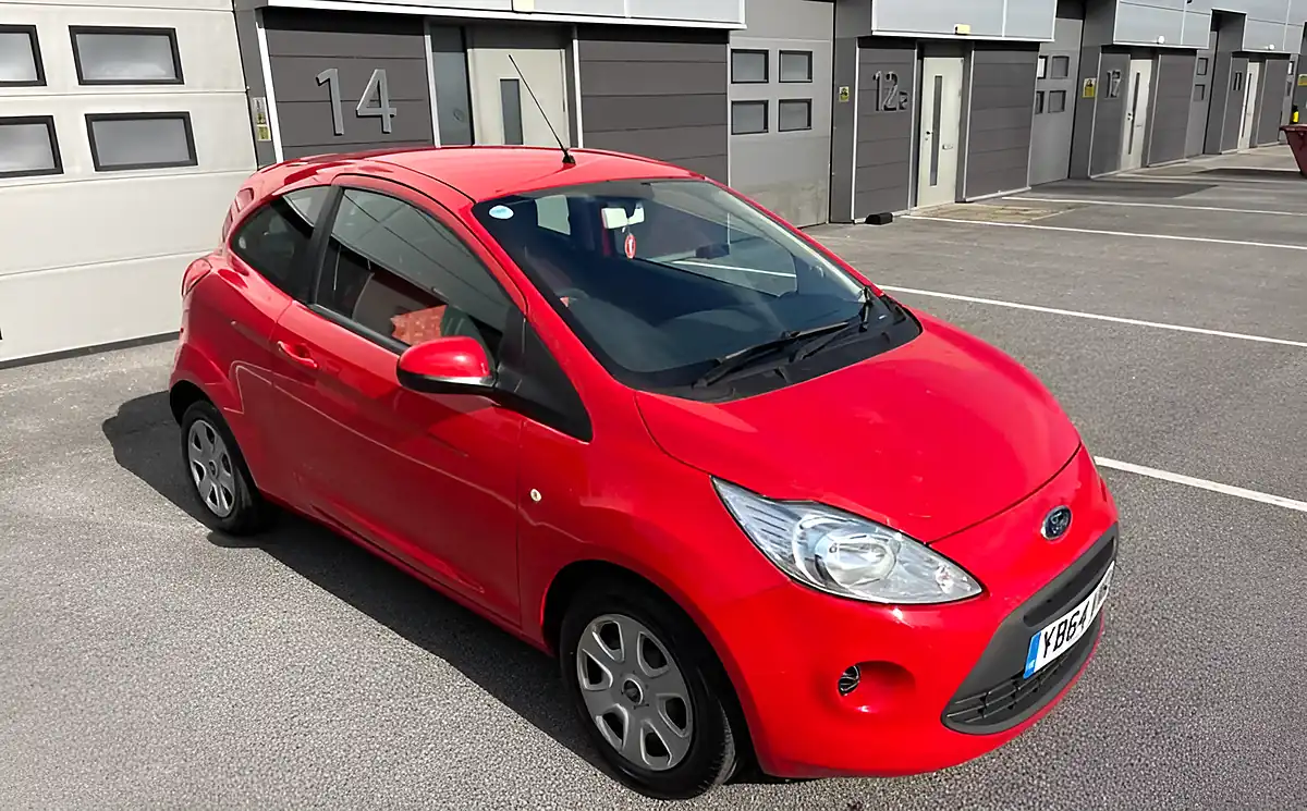 Used 2014 Ford Ka Edge Red - Interior and Exterior details 7