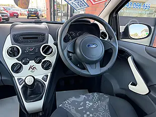 Used 2014 Ford Ka Edge Silver - Interior and Exterior details 16