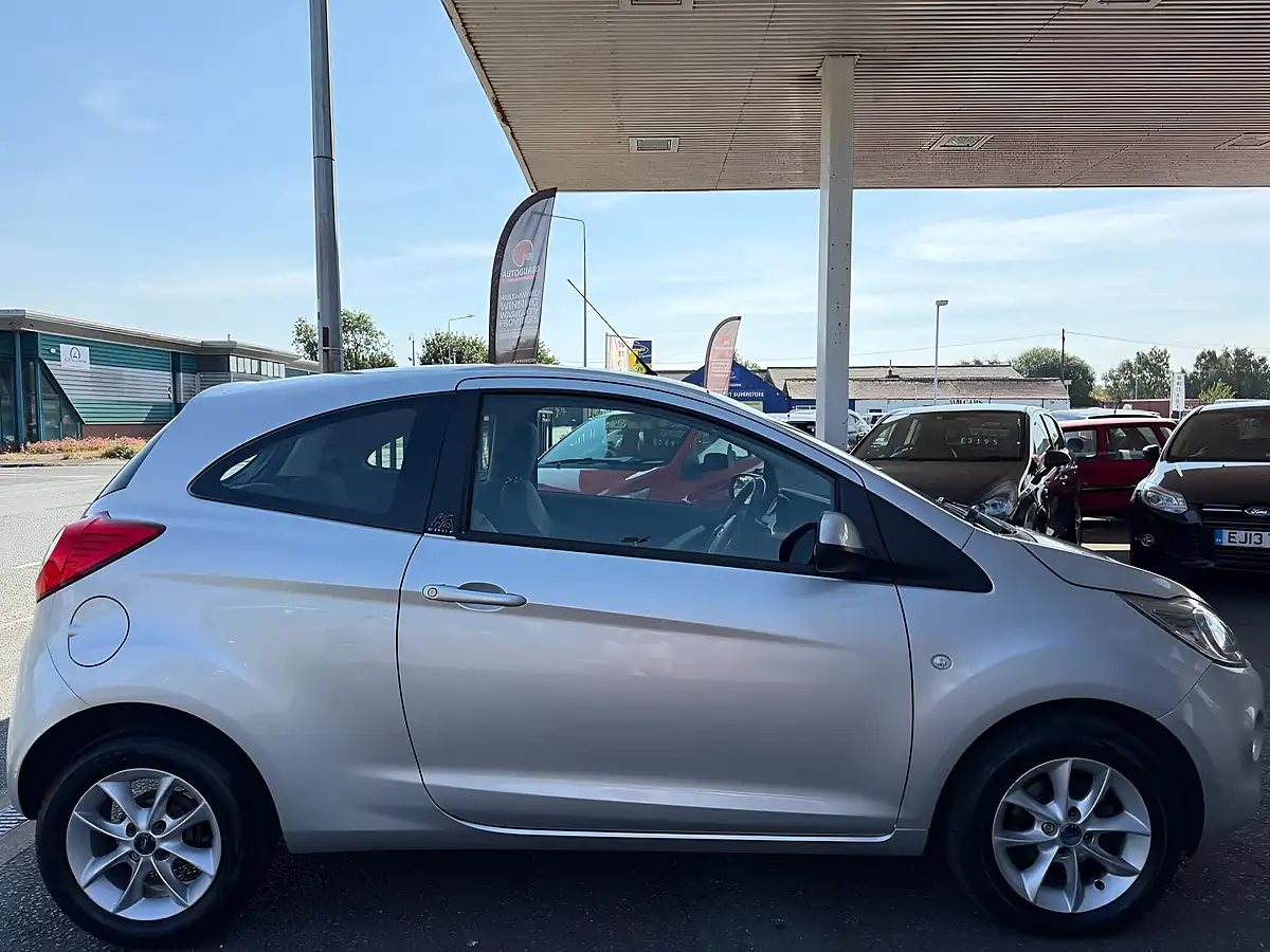 Used 2014 Ford Ka Edge Silver - Interior and Exterior details 9