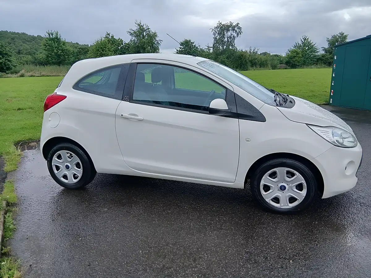 Used 2014 Ford Ka Edge White - Interior and Exterior details 2