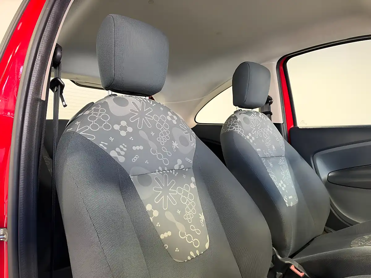Used 2014 Ford Ka Studio Red - Interior and Exterior details 11