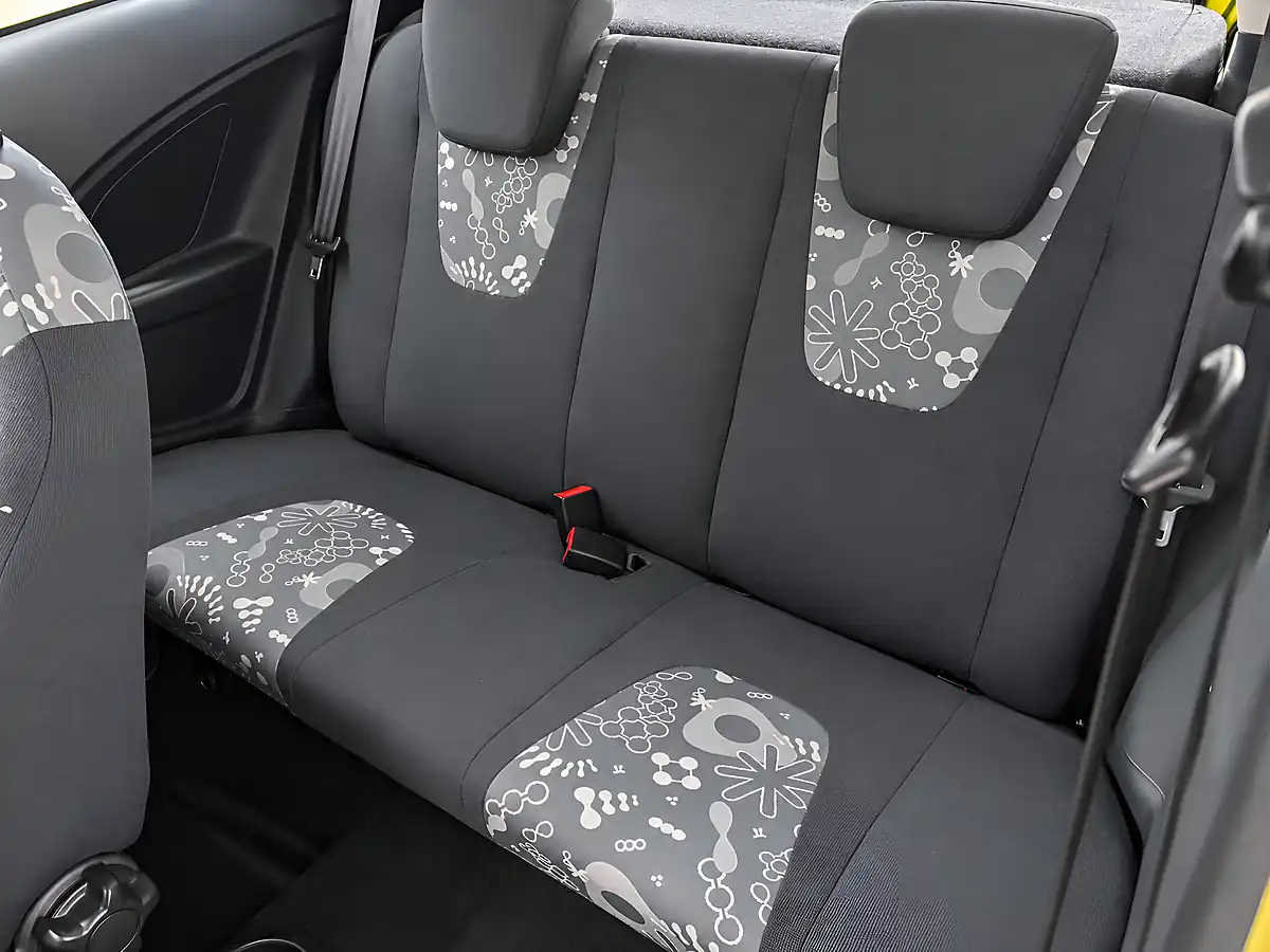 Used 2014 Ford Ka Studio Yellow - Interior and Exterior details 14