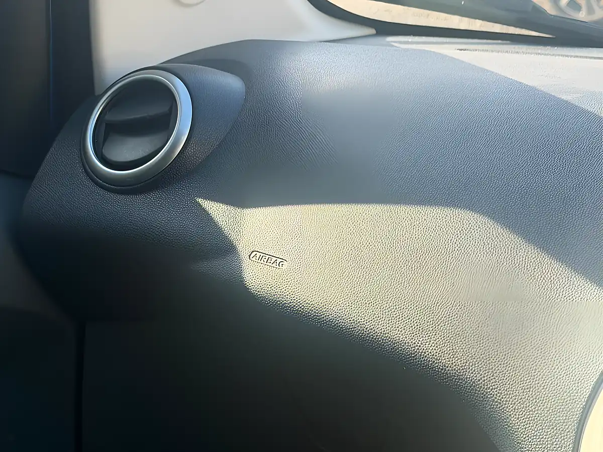 Used 2014 Ford Ka Zetec Blue - Interior and Exterior details 10