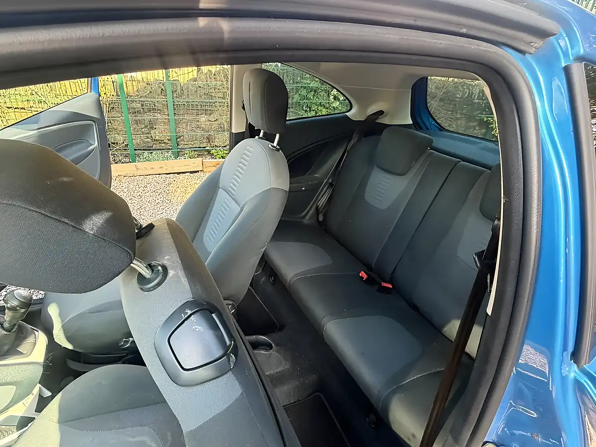 Used 2014 Ford Ka Zetec Blue - Interior and Exterior details 16