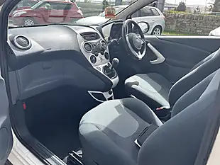 Used 2014 Ford Ka Zetec White - Interior and Exterior details 15
