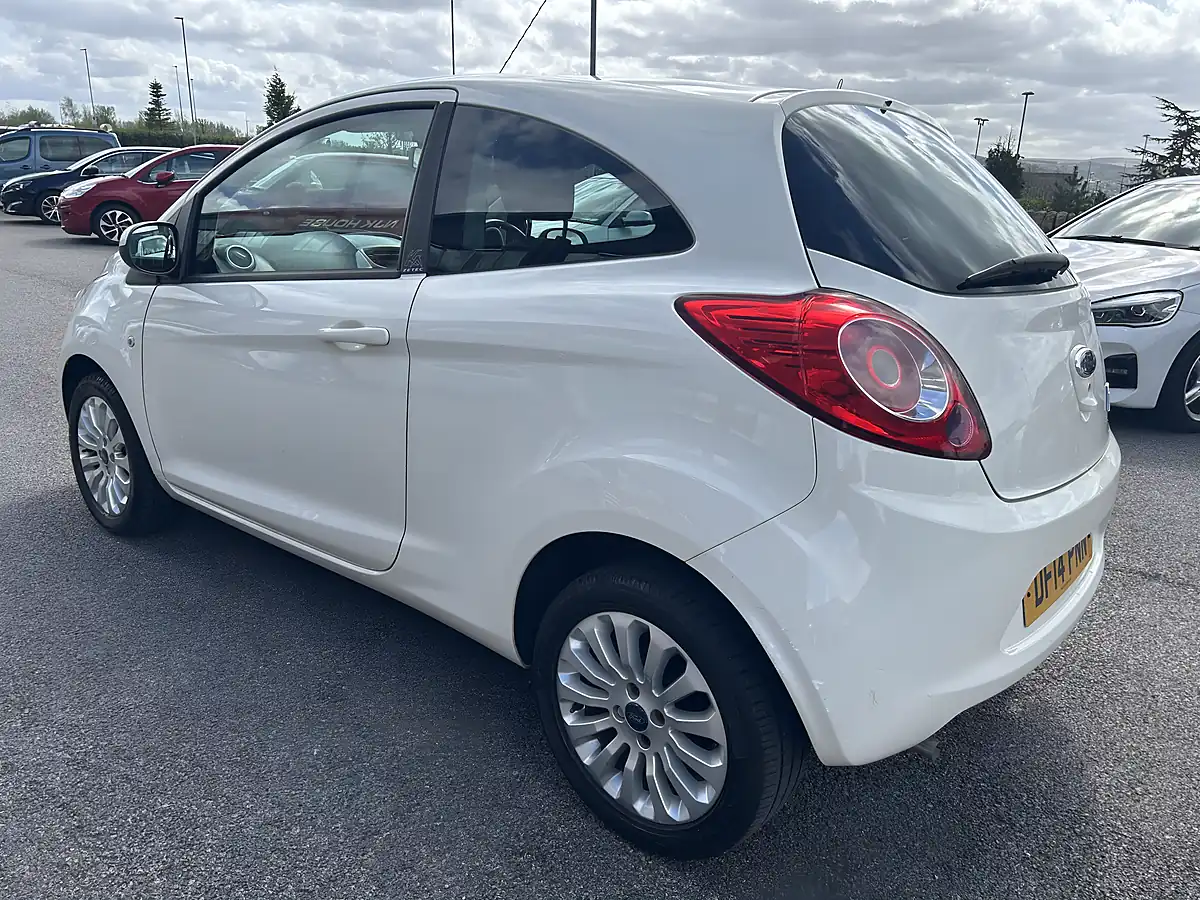 Used 2014 Ford Ka Zetec White - Interior and Exterior details 7