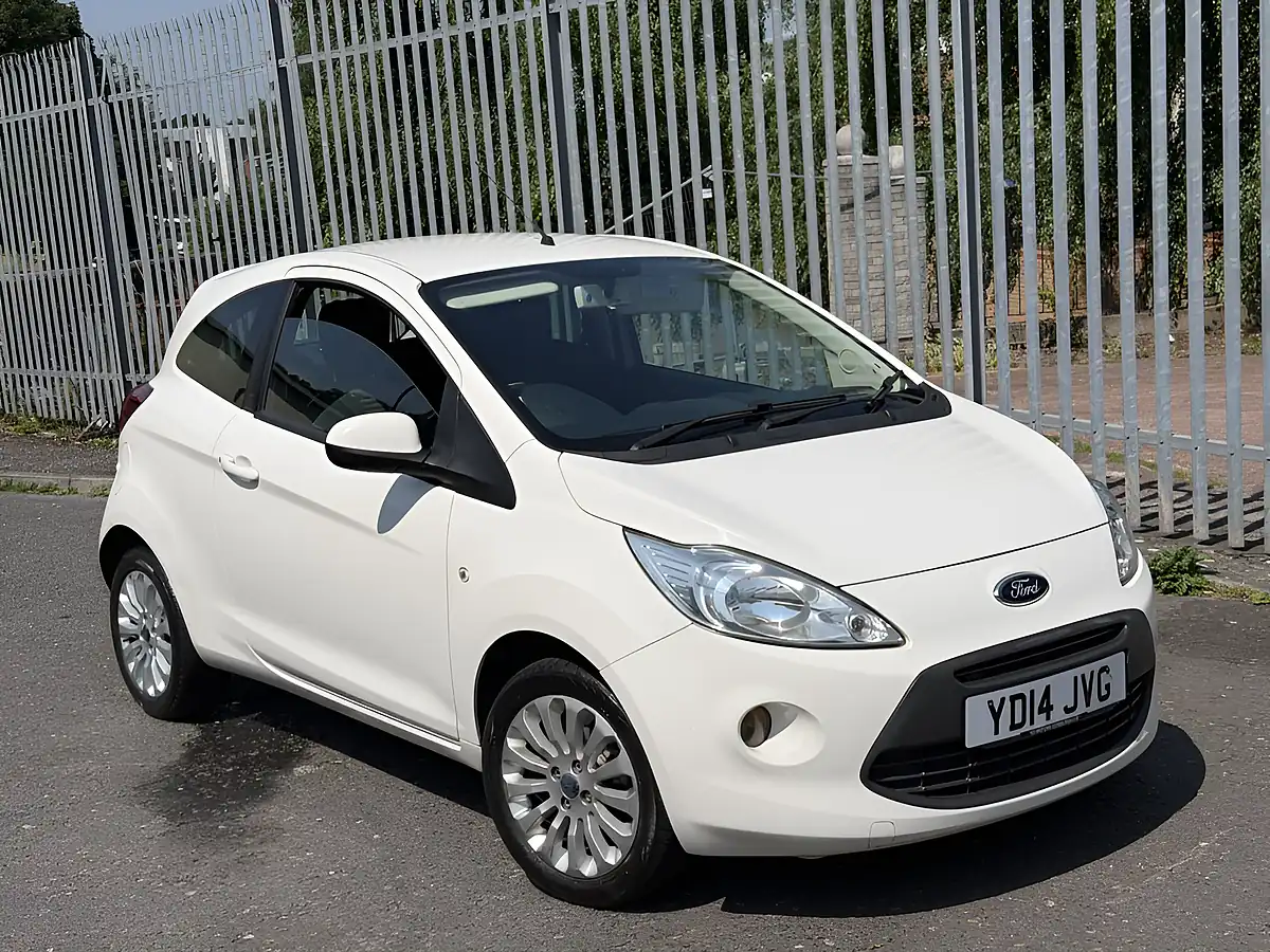 Used 2014 Ford Ka Zetec White - Front View
