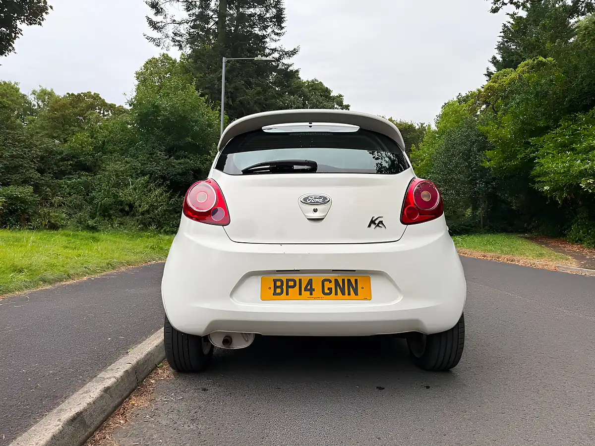 Used 2014 Ford Ka Zetec White - Interior and Exterior details 4