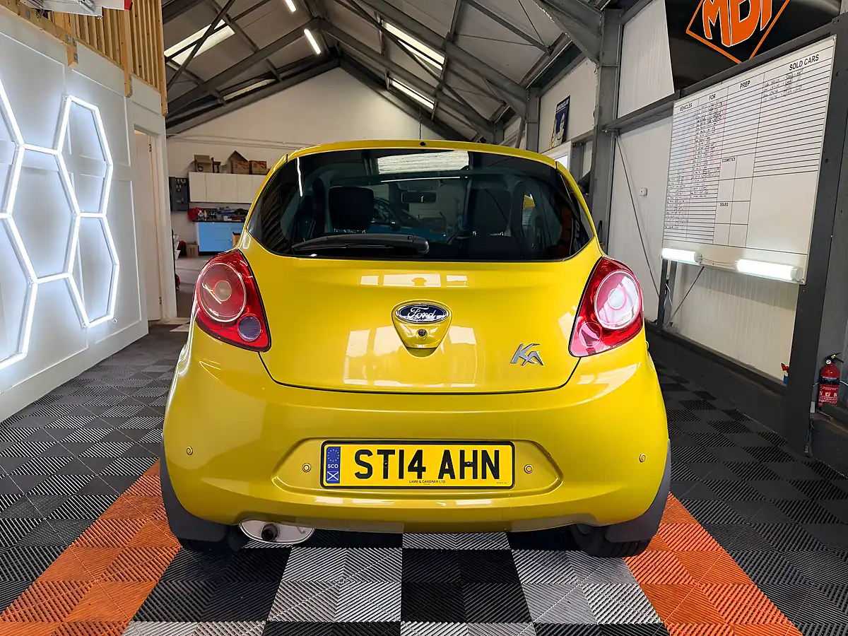 Used 2014 Ford Ka Zetec Yellow - Interior and Exterior details 10