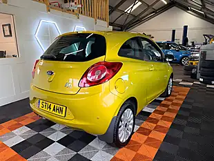 Used 2014 Ford Ka Zetec Yellow - Interior and Exterior details 5