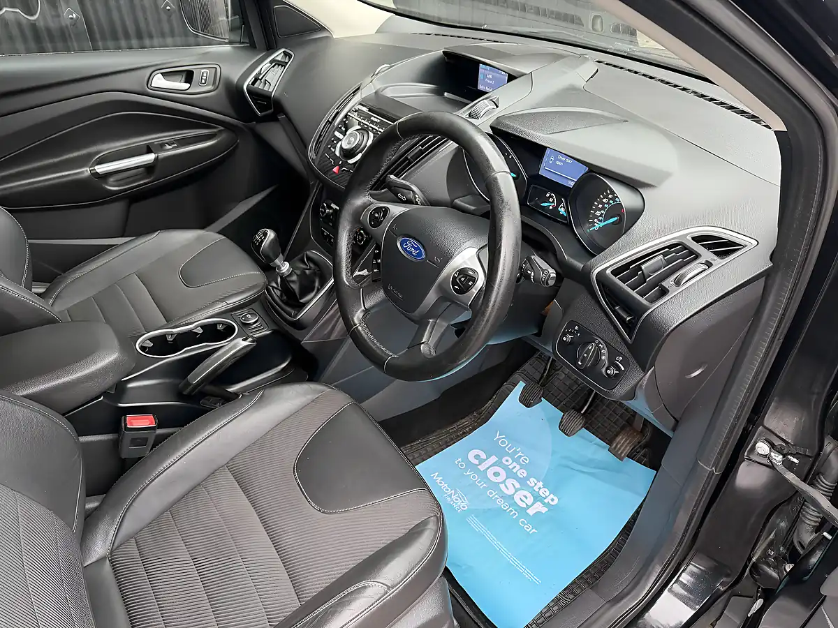 Used 2014 Ford Kuga Titanium Black - Interior and Exterior details 11