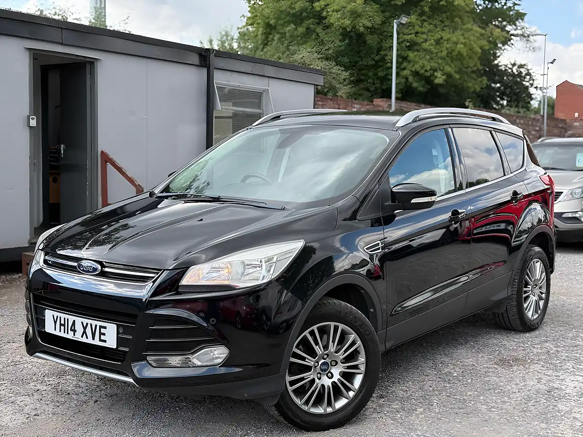Used 2014 Ford Kuga Titanium Black - Interior and Exterior details 3
