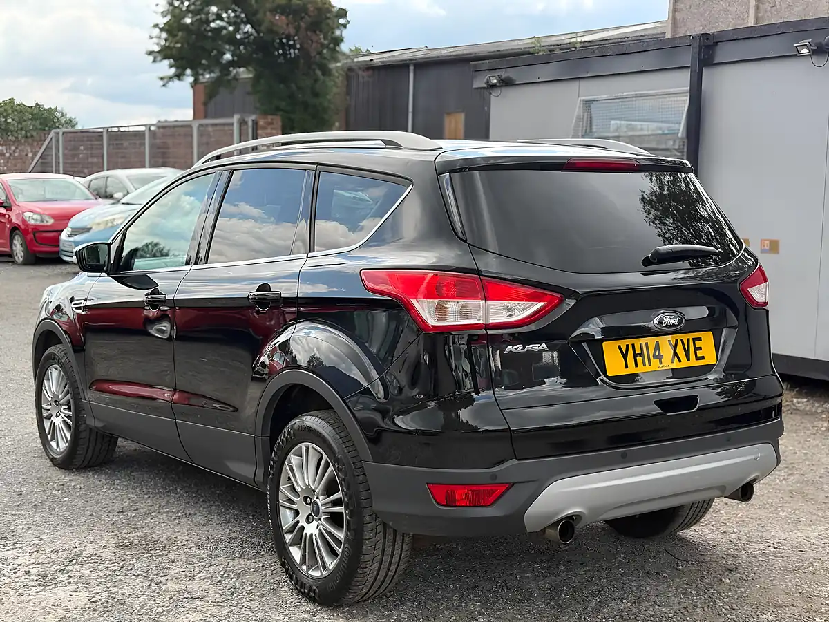 Used 2014 Ford Kuga Titanium Black - Interior and Exterior details 5
