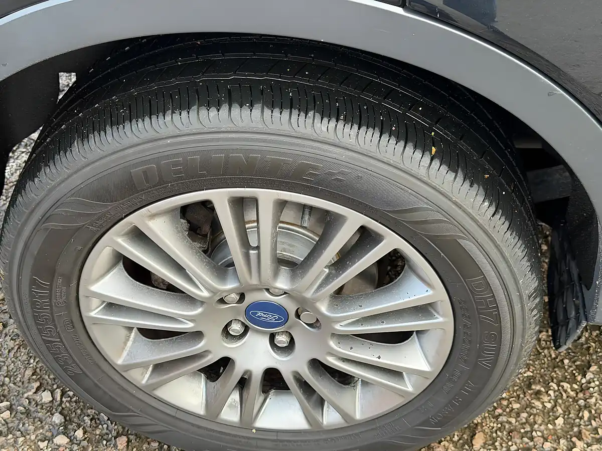 Used 2014 Ford Kuga Titanium Black - Interior and Exterior details 20