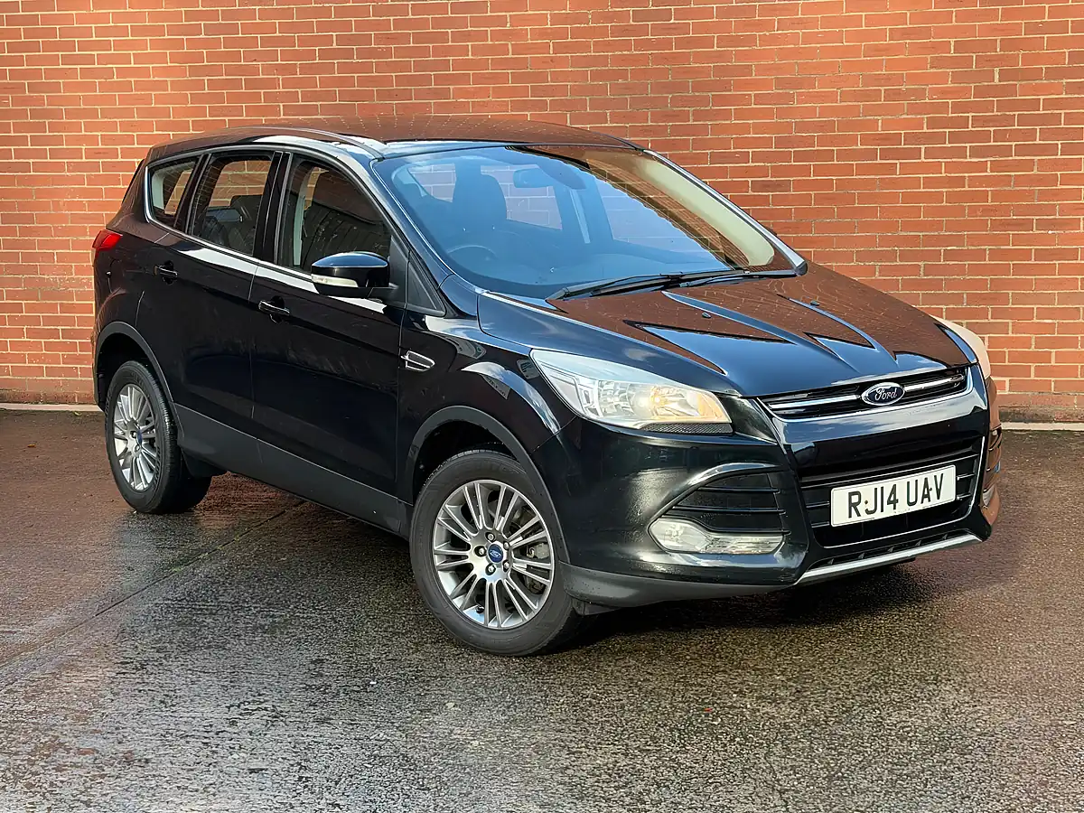 Used 2014 Ford Kuga Titanium Black - Interior and Exterior details 5