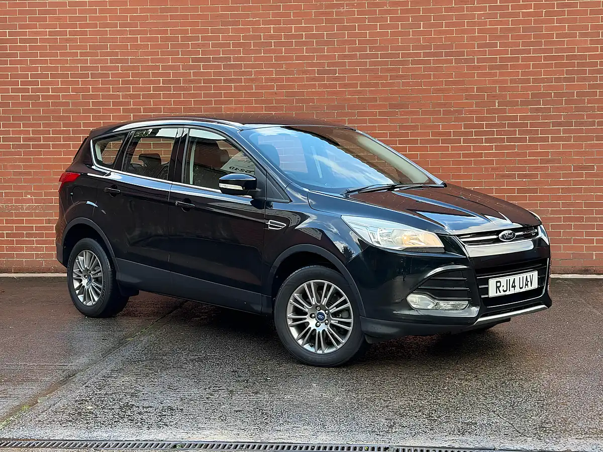 Used 2014 Ford Kuga Titanium Black - Interior and Exterior details 8