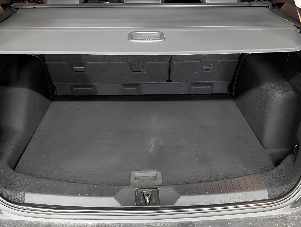 Used 2014 Ford Kuga Titanium Black - Interior and Exterior details 17