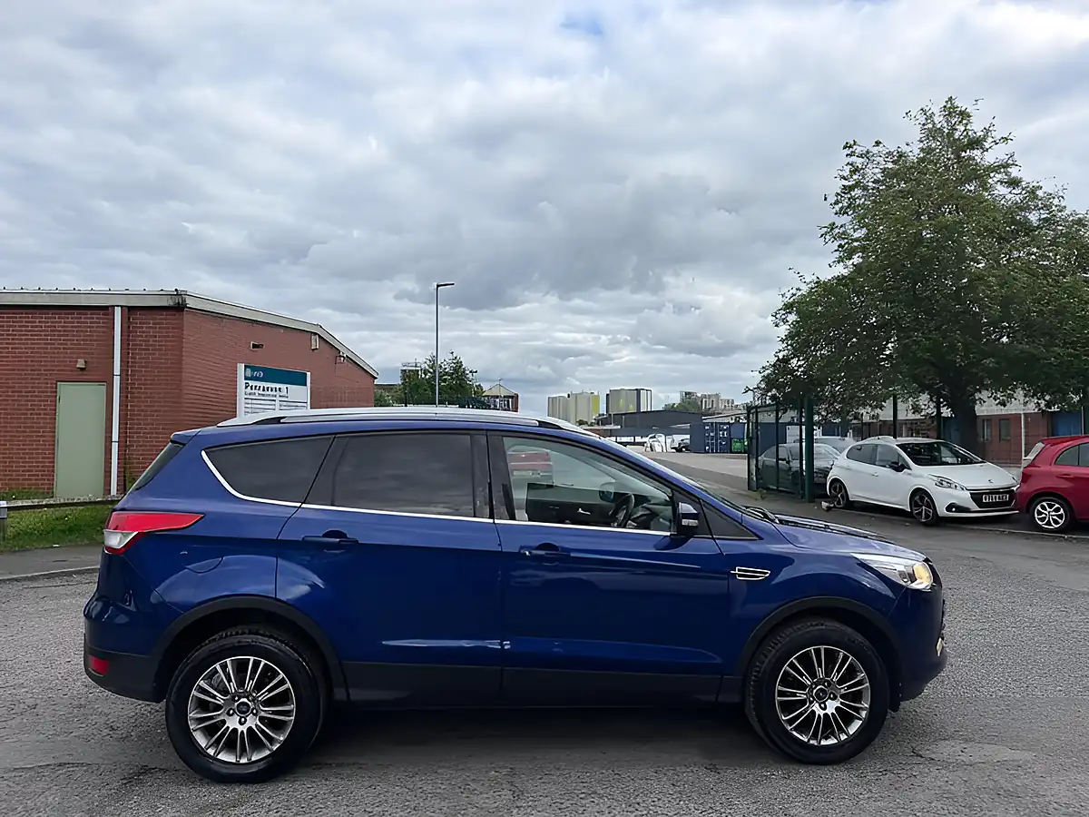 Used 2014 Ford Kuga Titanium Blue - Interior and Exterior details 4
