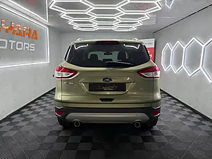 Used 2014 Ford Kuga Titanium Green - Interior and Exterior details 13