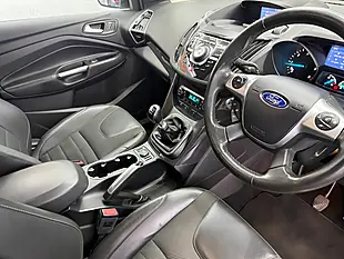 Used 2014 Ford Kuga Titanium Green - Interior and Exterior details 14
